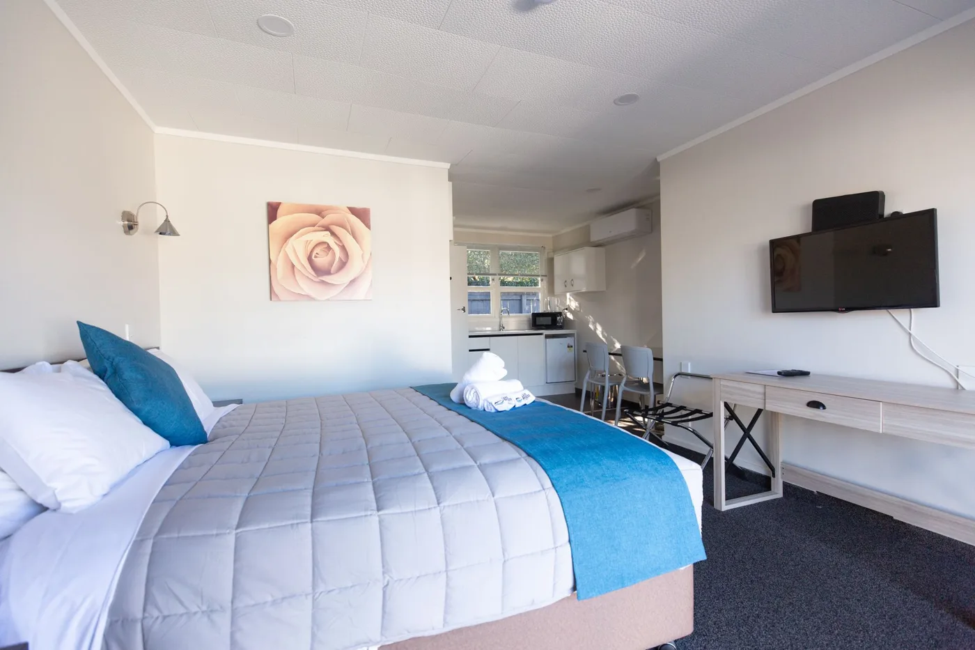 Property facilities at Lake Breeze Motel